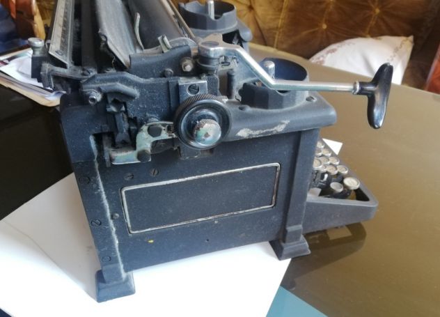 Macchina per scrivere inizio 900 Invicta 60 - Foto 4