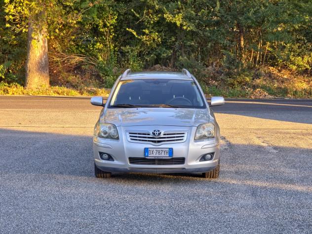 Toyota Avensis 2.0 D-4D Wagon CV-126 E4 Manuale NEO 2009 - Foto 2
