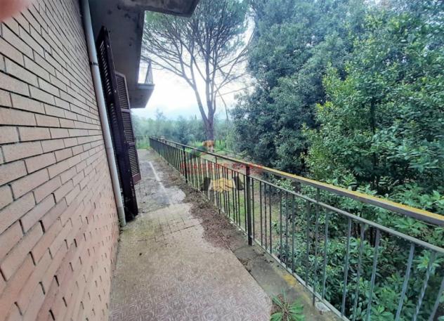 Orvieto - Ampia villa anni '70 in vendita in zona panoramica su Orvieto - Foto 4