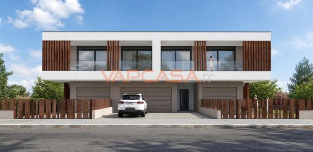 QUADRILOCALE NUOVO CON TERRAZZO E GIARDINO