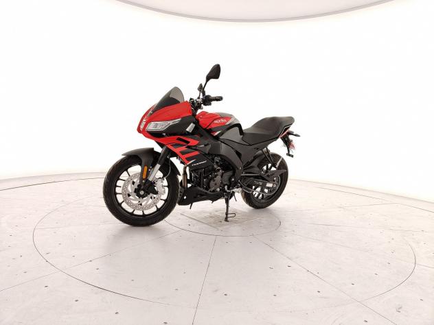 Aprilia Tuono 125 TUONO 125 E5 APRILIA BLACK