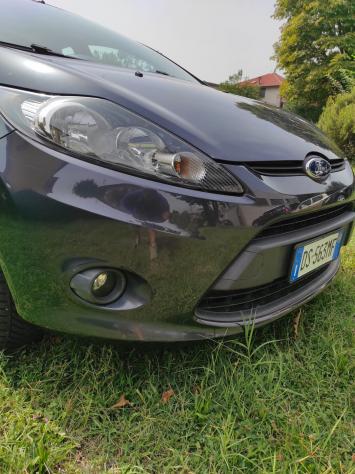 Ford Fiesta 1.4 TDCi 68CV 5 porte Titanium - Foto 9