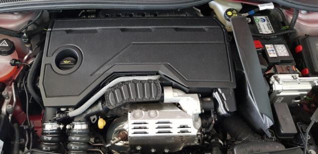FIAT 600 (2023--) 600 Hybrid 110 CV DCT MHEV Serie Speciale Icon - Foto 10