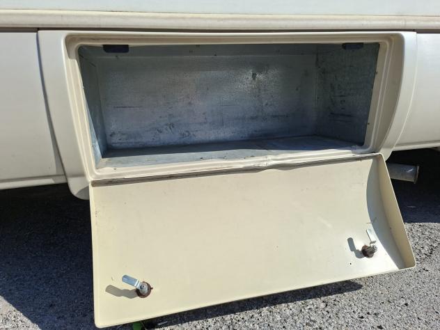 CAMPER RIMOR FORD MANSARDATO 7 POSTI DOPPIA DINETTE LETTI CASTELLO CLIMATIZZATORE FOTOVOLTAICO CAMPEGGIO USATI GENERALI 1751 - Foto 6