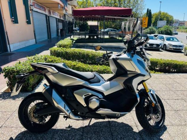 HONDA X-ADV 750 TUTTO INCLUSO ANCHE PASSAGGIO! MINI RATE rif. 24162936 - Foto 3