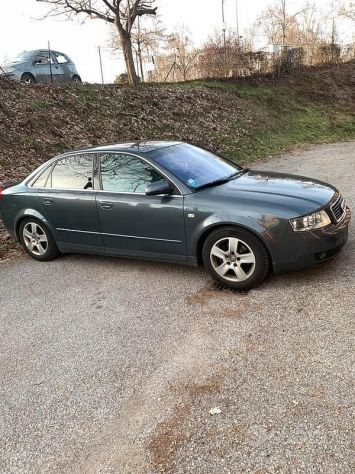 AUDI A4 1.9 TDI 130Cv 96Kw