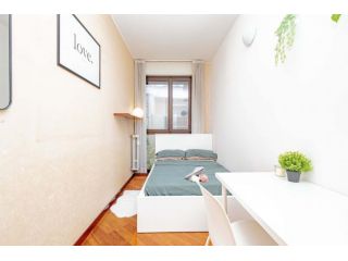 Via Caracciolo - Room 3