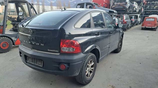 Ricambi vari Ssangyong Actyon 2.0 XDI del 2007 - Foto 4
