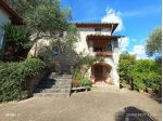 Rustico di mq 300 con vista mare e oliveto di oltre mq 9.000
