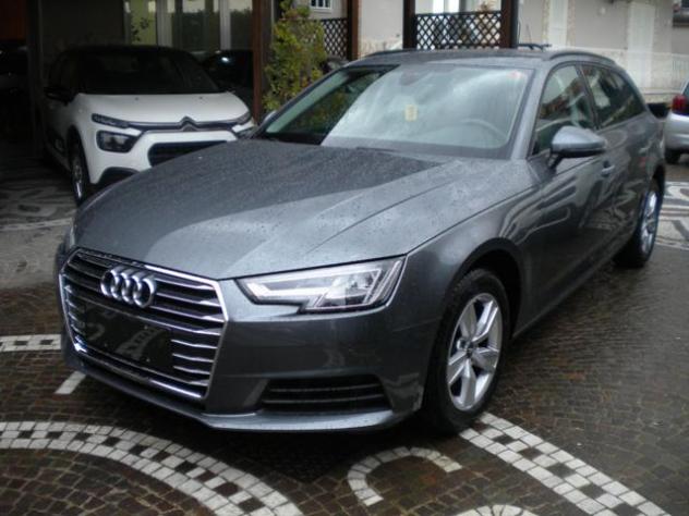 AUDI A4 Avant 35 TDI S tronic Design rif. 24234227 - Foto 3