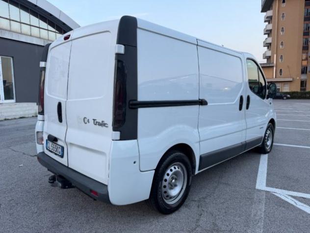 RENAULT Trafic T27 1.9 dCi/100 GANCIO TRAINO rif. 24144360 - Foto 6