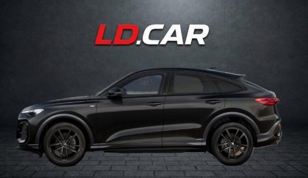AUDI Q5 SPB 40 TDI quattro S tronic S line Identity Black rif. 23861622 - Foto 4