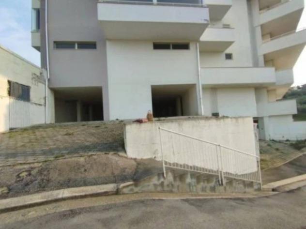 Immobile in asta di 674 m² in vendita a Spoltore - Foto 3