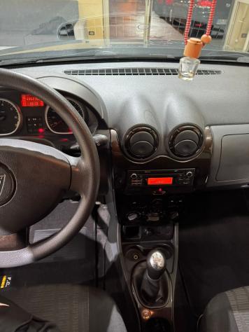 Dacia Duster 1.6 110CV 4x2 GPL Laurte - Foto 8