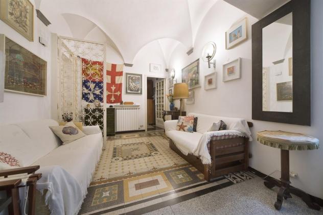 Alassio, grande appartamento con terrazzo nel budello. - Foto 12