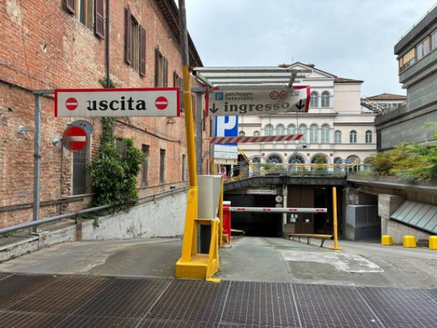 Immobile in asta di 304 m² in vendita a Piacenza