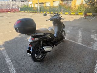 Piaggio Beverly 300 ie leggi?