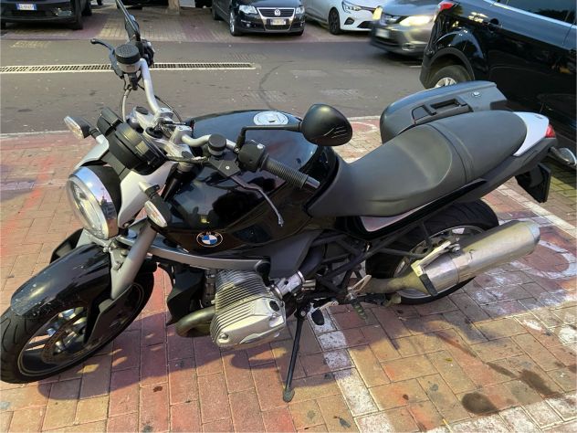 BMW r1200r