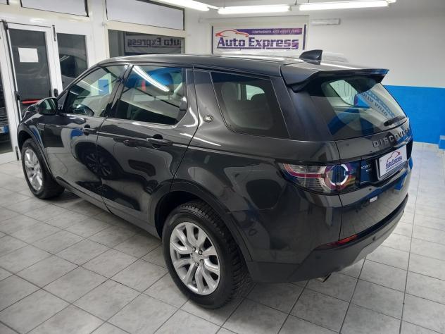 Land Rover Discovery Sport 2.0 TD4 anno 2016 145 mila km - Foto 9