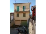 VENDESI A POGGIALTO, FRAZIONE DI AURIGO CASA AUTONOMA IN CENTRO PAESE CON GARAGE