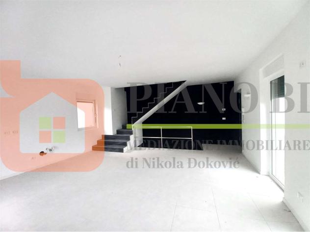 V000539 - CASA SINGOLA SU TRE LIVELLI - Foto 2