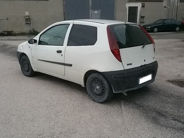 Fiat Punto 1.9 D 3p. S VAN Clima - Foto 3