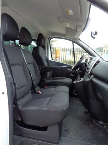 RENAULT Trafic T29 2.0 DCI ZEN 120CV L2H1 9POSTI NAV CLIMA ITALIA rif. 24216557 - Foto 9