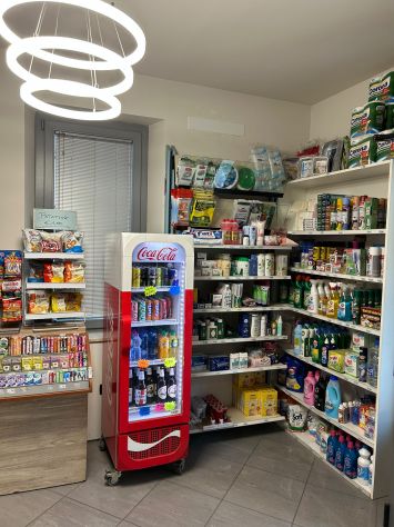 cedesi avviata attività tabaccheria con bar - Foto 7
