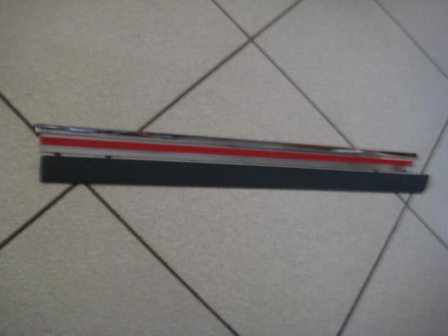 MODANATURA CORNICE PORTA CENTRALE AUDI A8 S8 4E0853963B - Foto 3