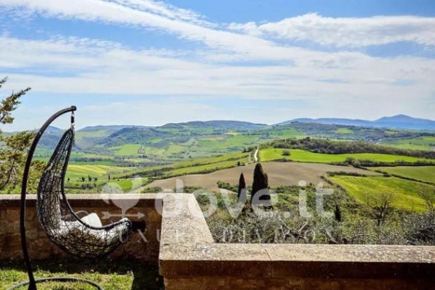 Rustico / Casale di 900 m² con più di 5 locali e box auto in vendita a Pienza - Foto 4