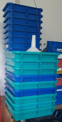 Stock lotto secchi 4 lt. e vaschette medio-grandi per pulizie professionali - Foto 2