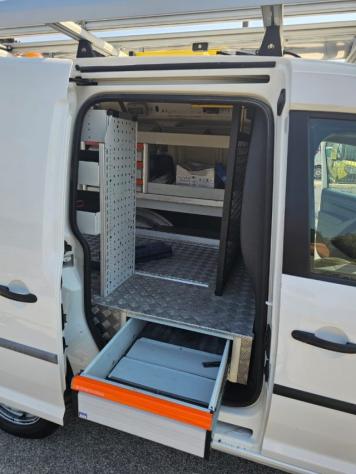 VOLKSWAGEN Caddy 2.0 TDI 122 CV 4Motion Furgone OFFICINA MOBILE rif. 23914290 - Foto 6