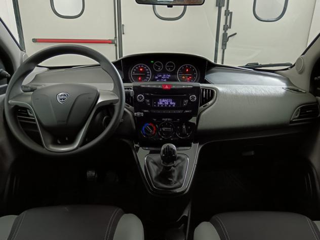 Lancia Ypsilon GPL Gold * TUA CON ANTICIPO 0 DA 200,00 € * - Foto 10