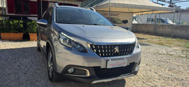 PEUGEOT 2008 1.6 BlueHDi 100 Allure - Foto 9