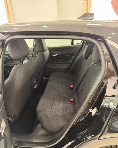Fiat 600 Hybrid 145 CV DCT POP - Foto 7