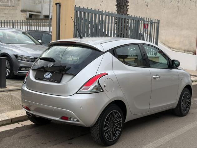 LANCIA Ypsilon 1.2 69 CV 5P Gold rif. 23891683 - Foto 3
