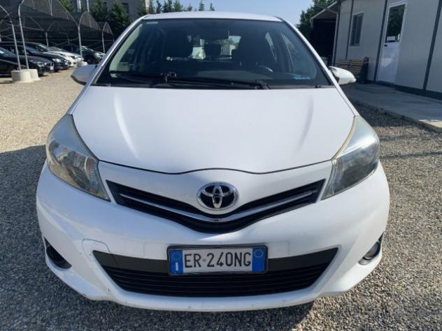 TOYOTA Yaris 1.0 5 porte Lounge rif. 24194065 - Foto 2