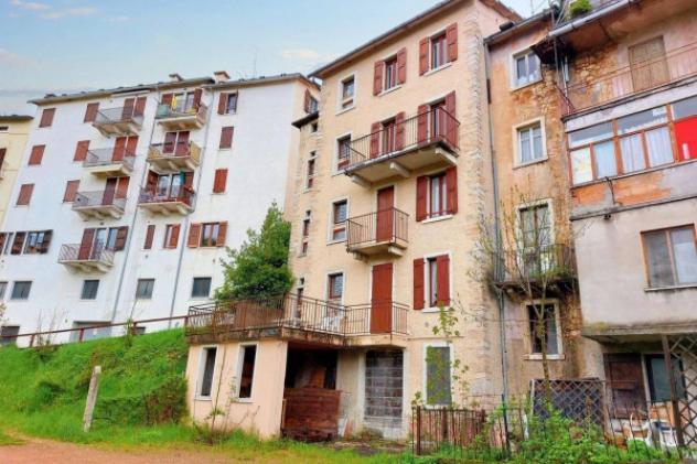 Immobile in asta di 548 m² con più di 5 locali in vendita a Bosco Chiesanuova - Foto 2