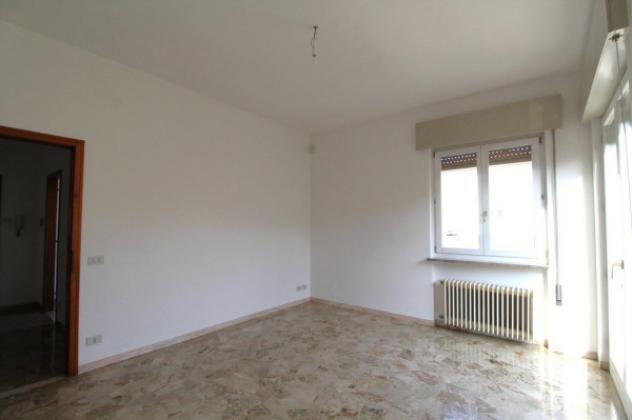 Appartamento di 89 m² con 3 locali e box auto in vendita a Vicenza