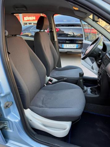 Fiat Punto 1.3 Multijet 16V 5 porte Dynamic - Foto 8