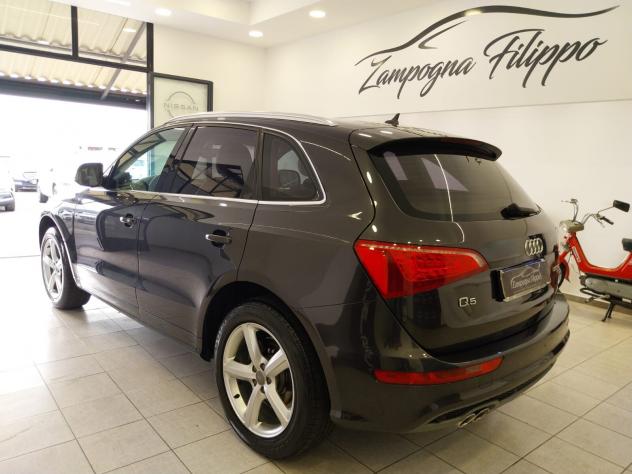 Audi Q5 2.0 TDI 170 CV quattro S tronic 2009 - Foto 5