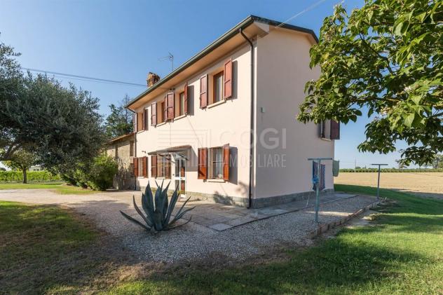 GRANDE PROPRIETÀ INDIPENDENTE CON AMPIO LOTTO ESTERNO - Foto 18