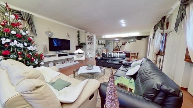 VILLA di 7 vani e di 430 mq (MONTEBELLUNA) rif. DG237AB - Foto 4