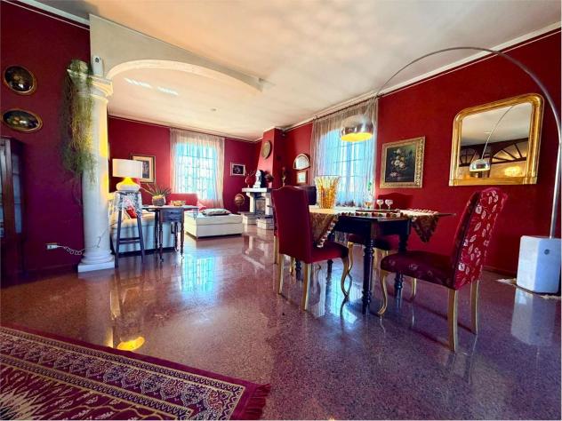 V005519 - VILLA SINGOLA CON AMPIO GIARDINO PRIVATO - Foto 14