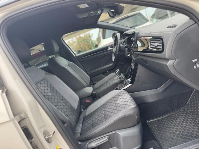 Volkswagen T-Roc 1.5 TSI ACT DSG R-Line - Foto 9