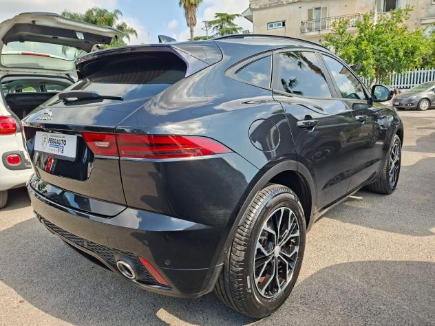 Jaguar E-Pace 2.0D 150 CV AWD aut. R-Dynamic - Foto 9
