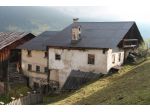 Complesso immobiliare a Colle Santa Lucia in ottima posizione