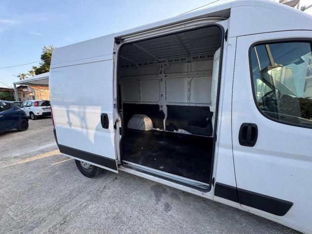 PEUGEOT Boxer - 335 2.2 BHDi 140CV - Foto 10