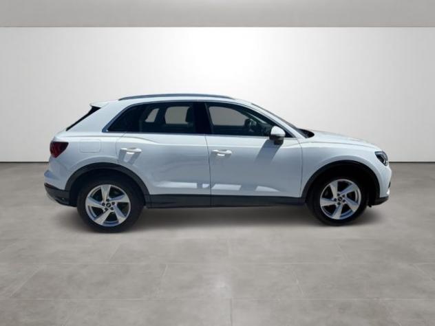 AUDI Q3 35 TDI S tronic Business Advanced rif. 24006878 - Foto 8