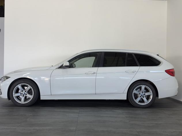 BMW Serie 3 316d Business Advantage Touring autom. - Foto 4